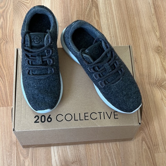 206 Collective Mens Shoes - Picture 4 of 13